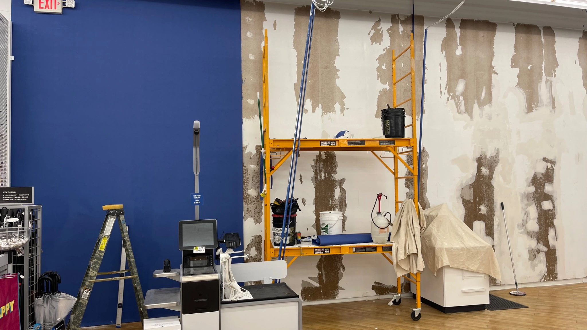 Bed Bath & Beyond Retail Renovation — Interior finish preparation